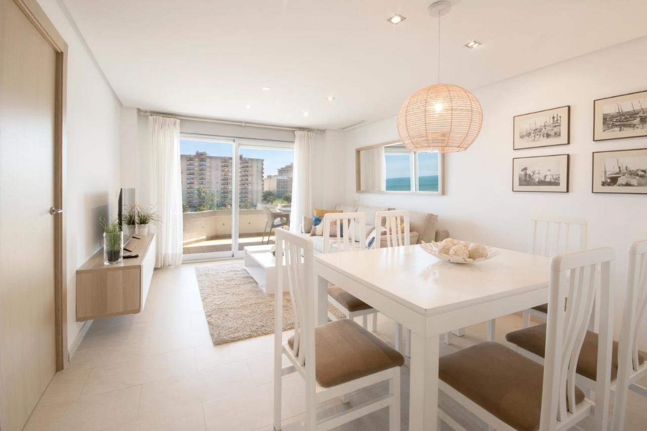 Апартаменты Ag Bahamas Premium Гандия Экстерьер фото